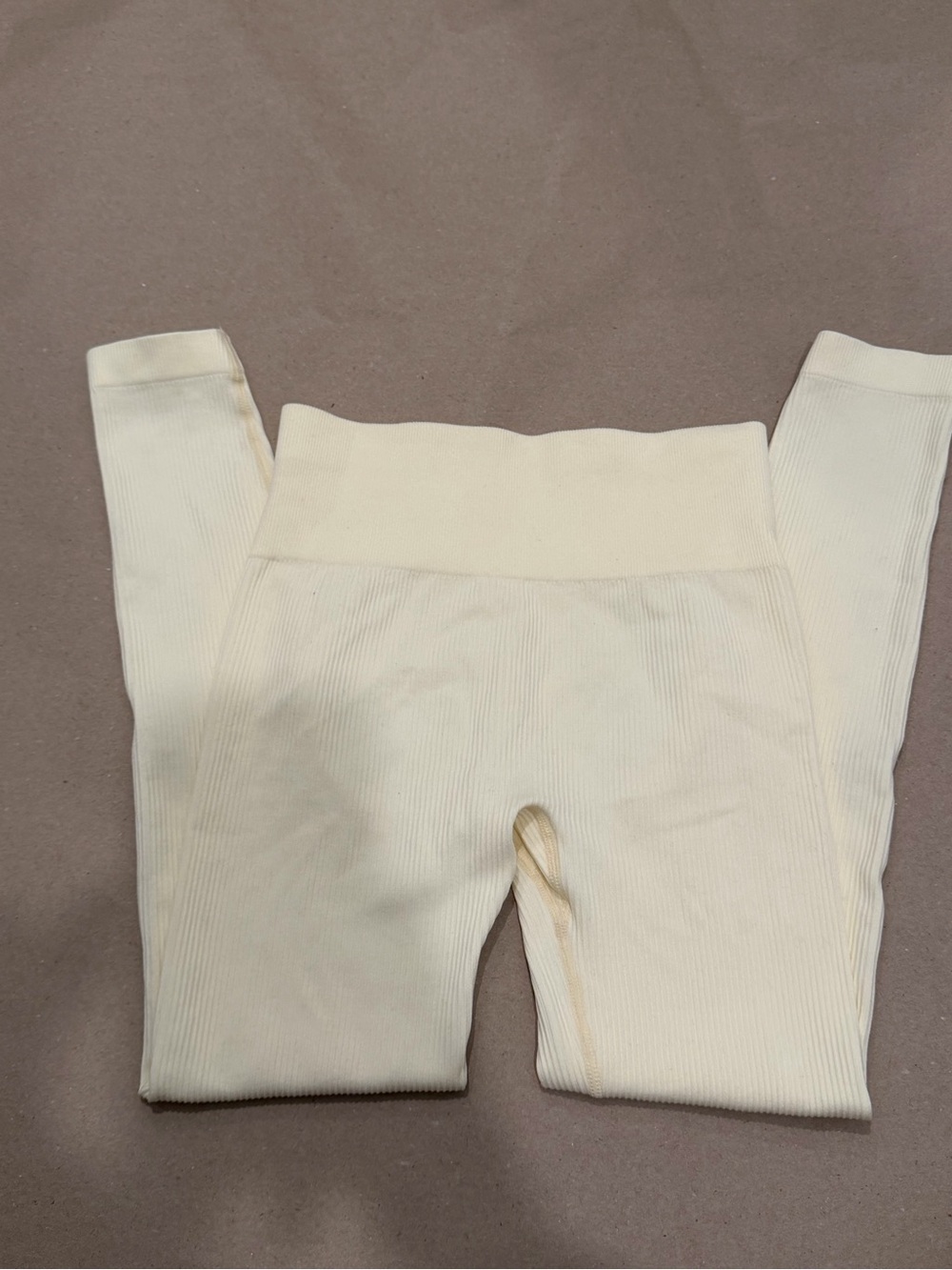 Cream Ribbed High Waisted Seamless Leggings Size Small